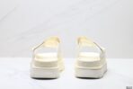 UGG - Image 4