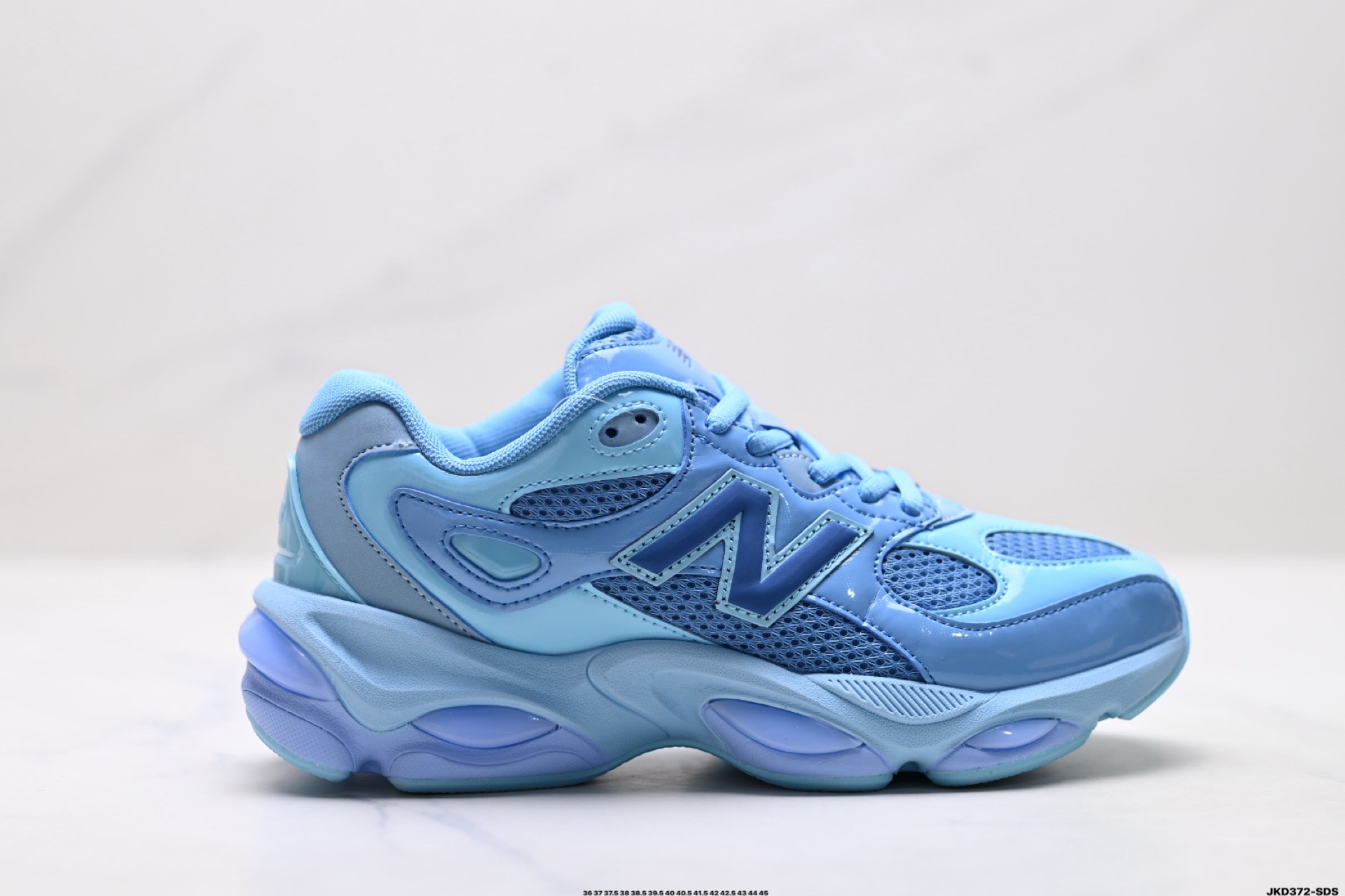 img_8221 New Balance 983 Series - Image 1