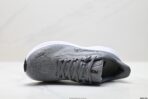 HOKA ONE ONE CLIFTON - Image 3