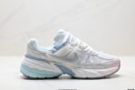 NIKE V2K RUN Nike Retro Versatile