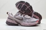 NIKE V2K RUN Nike Retro Versatile - Image 5