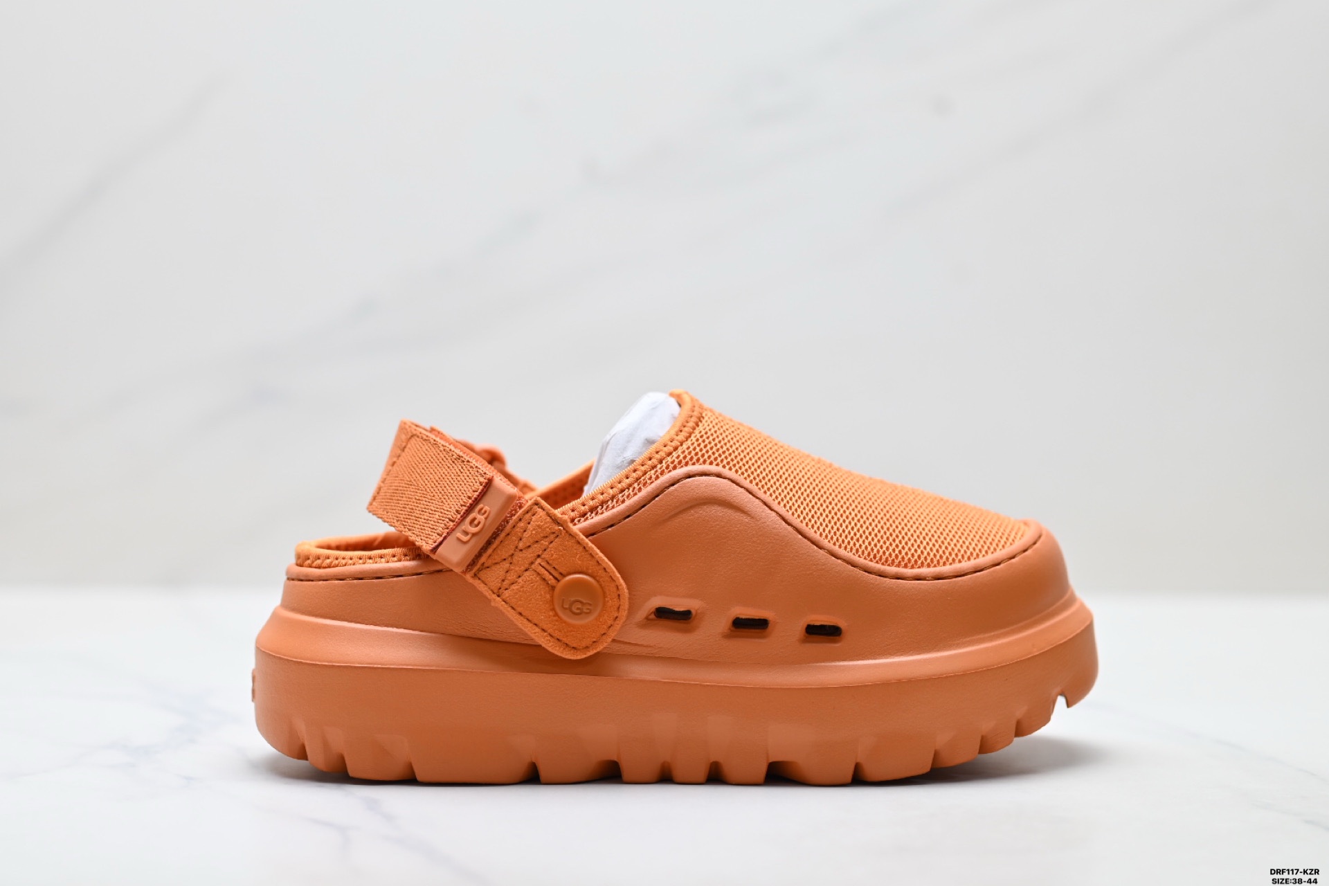 img_9956 UGG - Image 1
