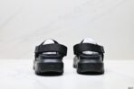 UGG - Image 5