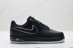 Nike AIR FORCE 1’07